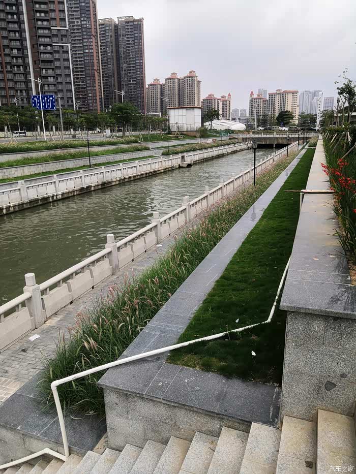 逸动相伴游玩澜石公园