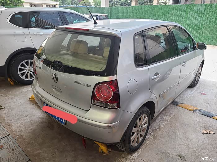 一手10年银色两厢polo出手山东地区