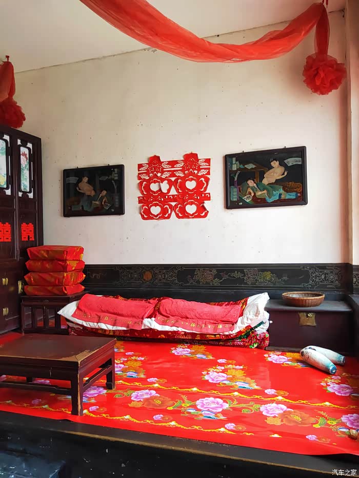 人生四大喜事之一  洞房花烛夜