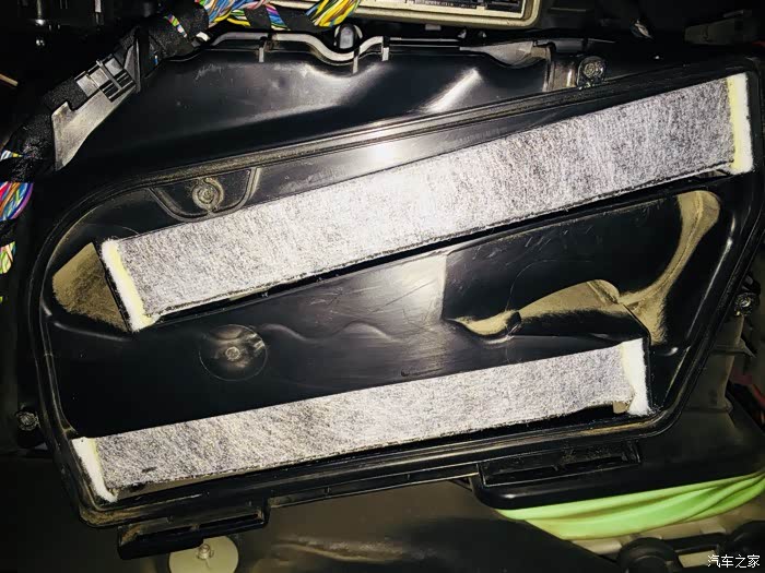【图】自己动手换11年730li空调滤芯._宝马7系论坛_汽车之家论坛