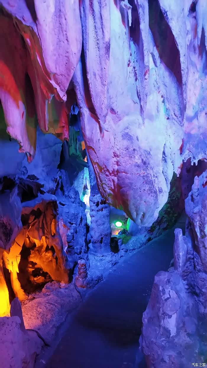 周末一起欣赏一下大自然的神奇游览玉皇洞