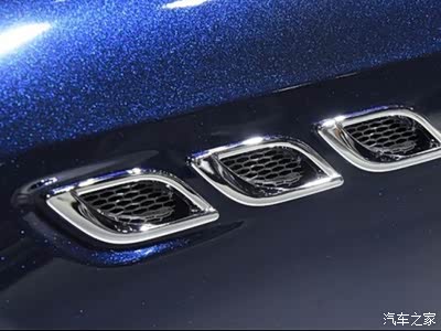 鲨鱼腮,启动的时候感觉有一头巨兽在呼吸.