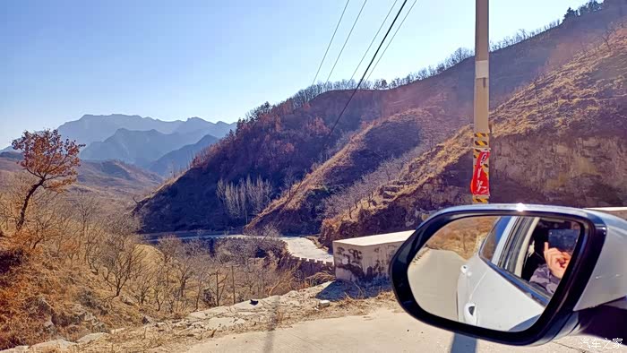 哈弗f7跑山路领略野生动物园cs战场