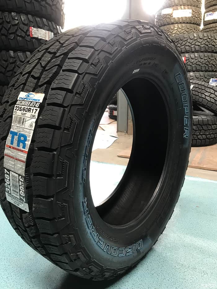 别上65.固铂235 60    at3 4s 最优选择,自带白字,颜值性能优越