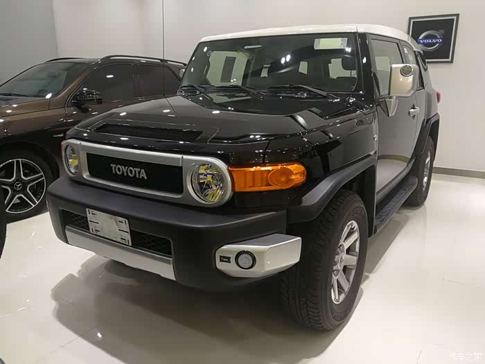 黑色的fj酷路泽