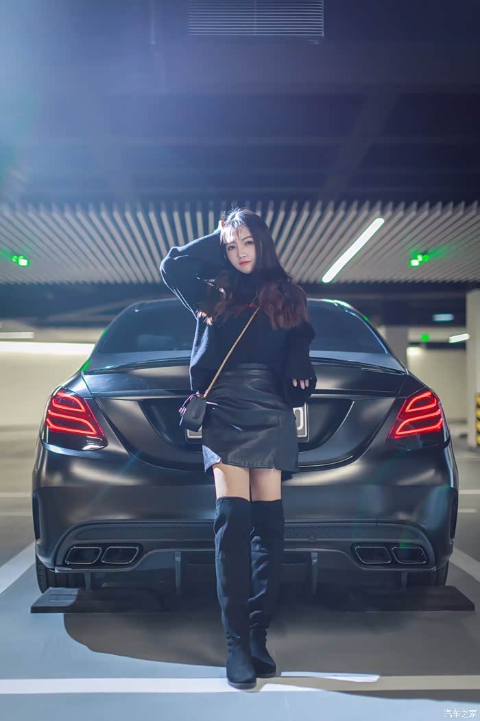 奔驰c200:坏女生爱玩改装-c级