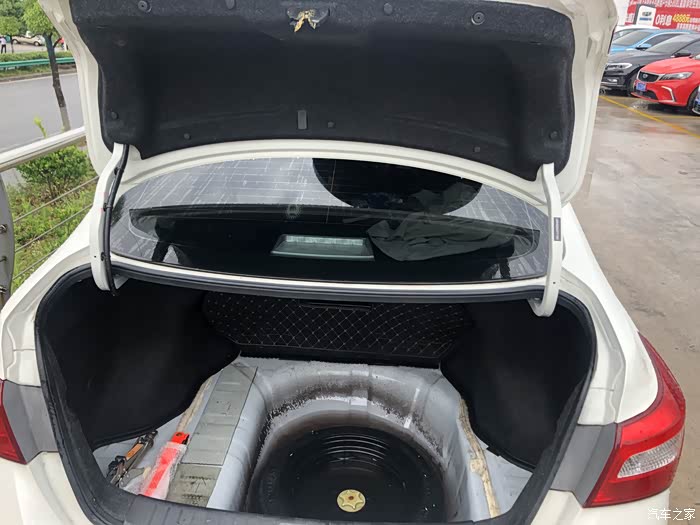 日产轩逸后备箱严重漏水买车之前听听我悲惨的故事在在决定