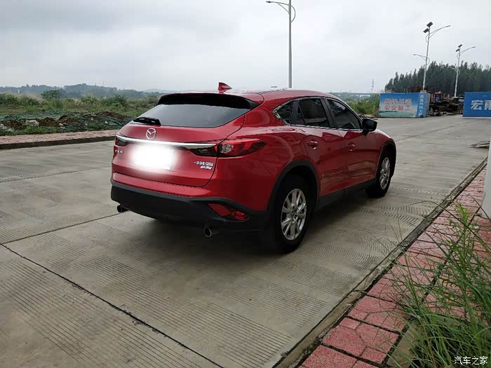 天边那一抹红色我的马自达cx4