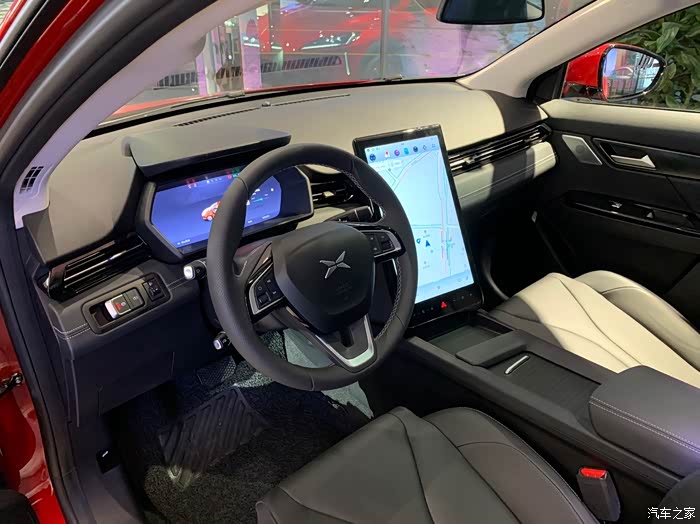 下雨天突然发现小鹏g3