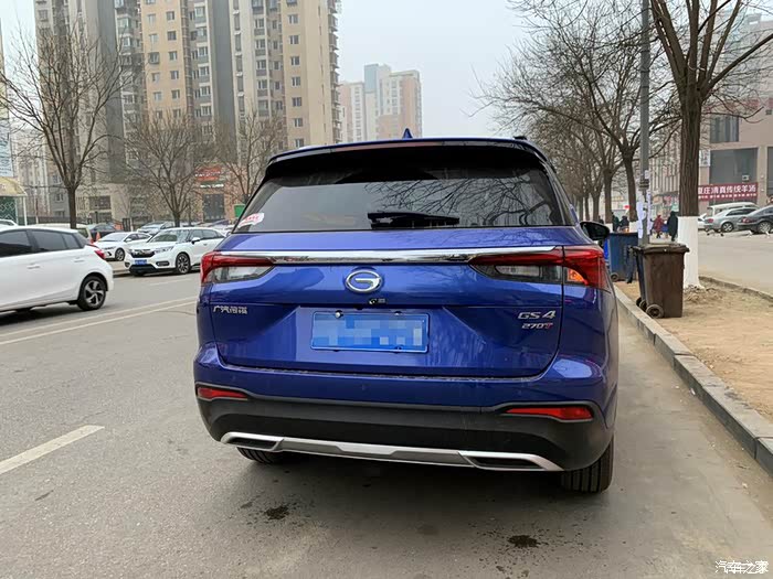 蓝色魅影传祺小四