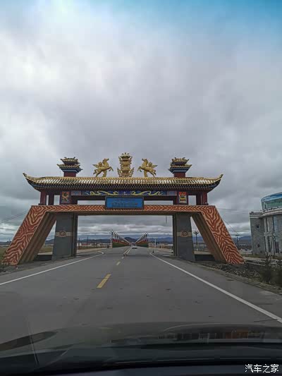 凯美瑞床车自驾甘南扎尕那郎木寺和黄龙九寨沟