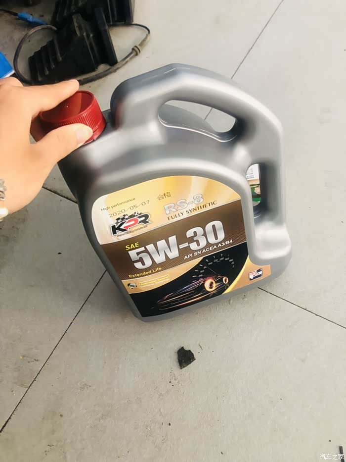 在外面做了个小保养,这个机油不懂好不好