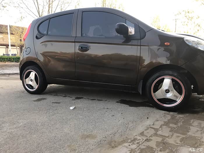 13款qq改装人字轮毂全车改色