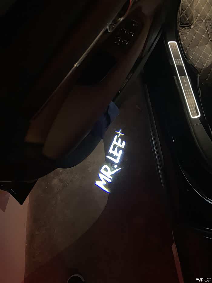 volvo s90 客制化改造迎宾灯和车里各处防尘垫~~~_沃尔沃s90论坛_汽车