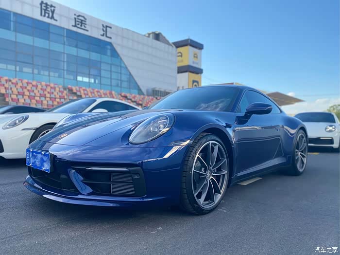 【图】订车等待8个月,992 龙胆蓝提车作业~_保时捷911论坛_汽车之家
