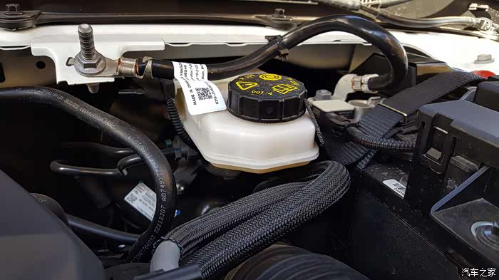 【图】安装中网标 拆解空气滤_沃尔沃xc40论坛_汽车之家论坛