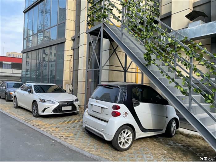 车小就是任性,停车神器smart