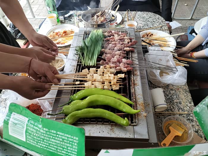 周末全家烧烤走起