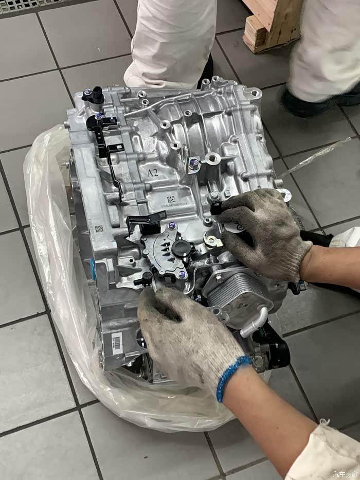 十代雅阁变速箱维修后再次漏油