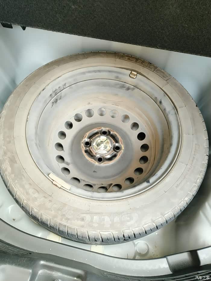 【图】换上全尺寸备胎_飞度论坛_汽车之家论坛