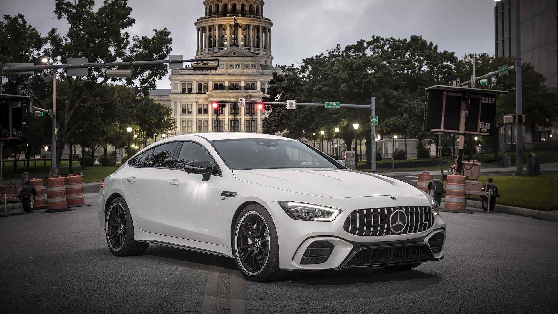 少见了的奔驰 amg gt-53 4-door coupe