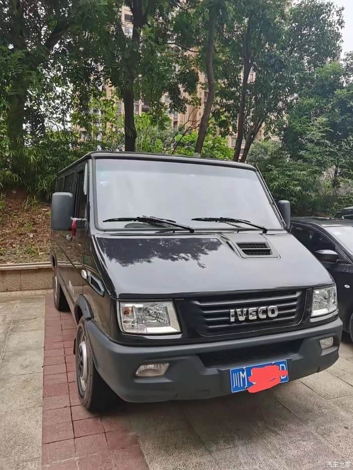 15000公里,低顶,黑色,九成新,中介勿扰_依维柯得意论坛_汽车之家论坛