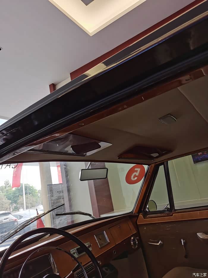 多彩六月红旗ca770看车记