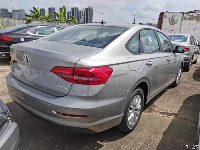 简单的提车作业朗逸p锋芒银