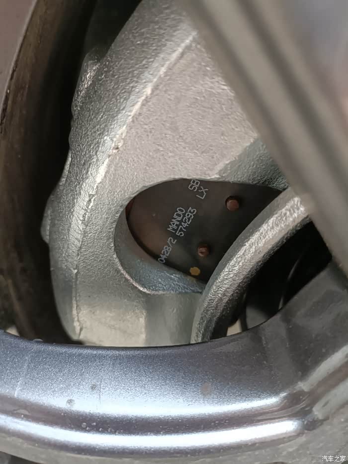 刹车片来自韩国万都,名牌货