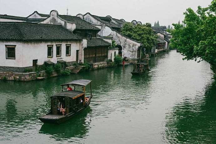 煙雨江南江南好風景舊曾諳