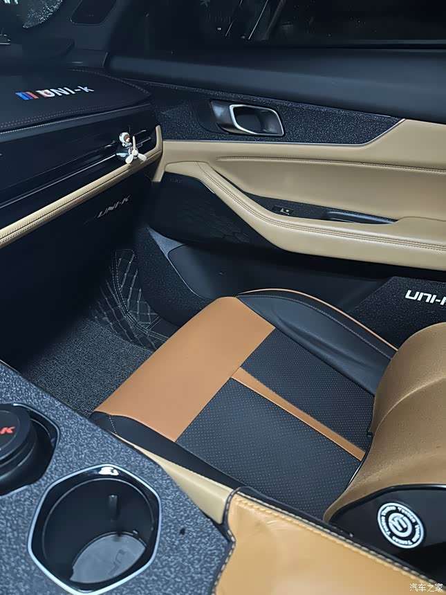 长安unik内饰