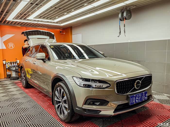 【图】听车友说v90海岩灰很少见,遂来补发个作业_沃尔沃v系列论坛