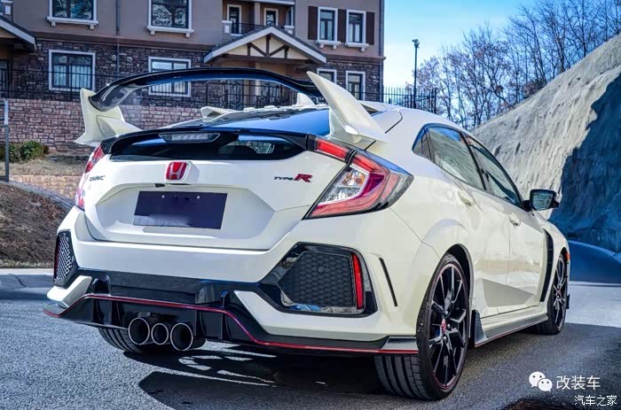 坐标广州,有朋友是改装过typer包围的吗