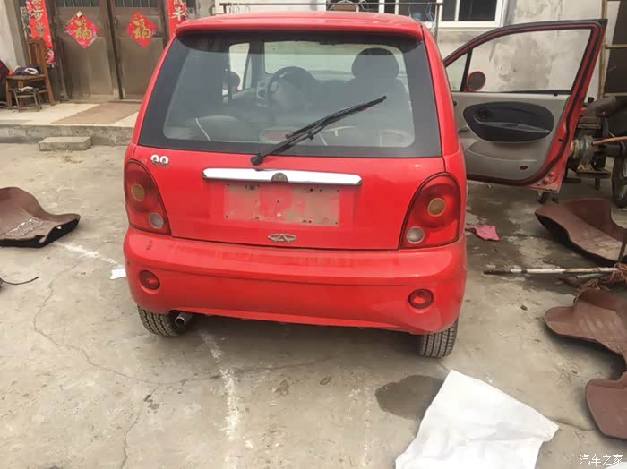 06年红色qq拆车卖