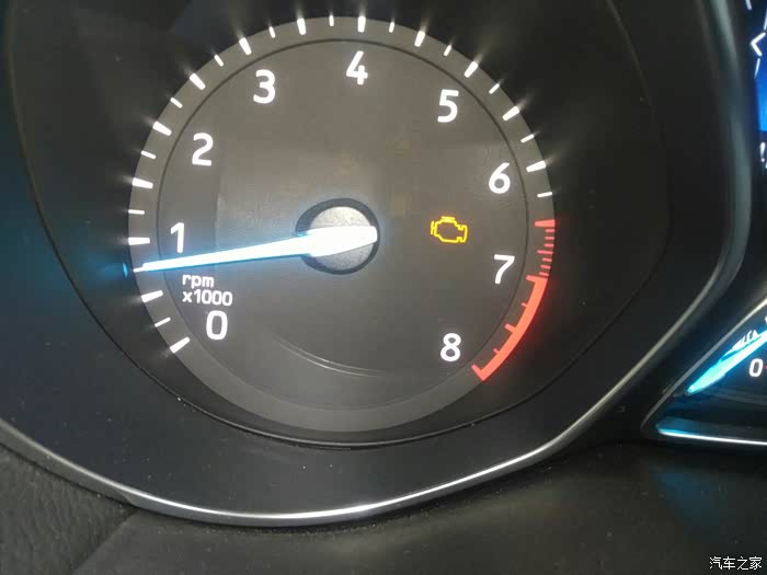 福特翼虎运动款2017款买车6个月现在发动机故障灯亮了