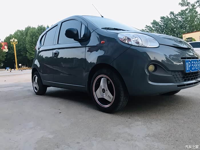 13款qq改装人字轮毂全车改色