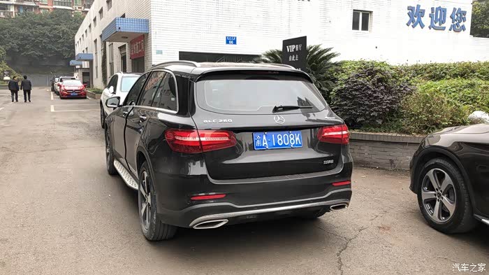 glc260豪华 舒适进入 原厂柏林提车作业!淘了很多小饰品