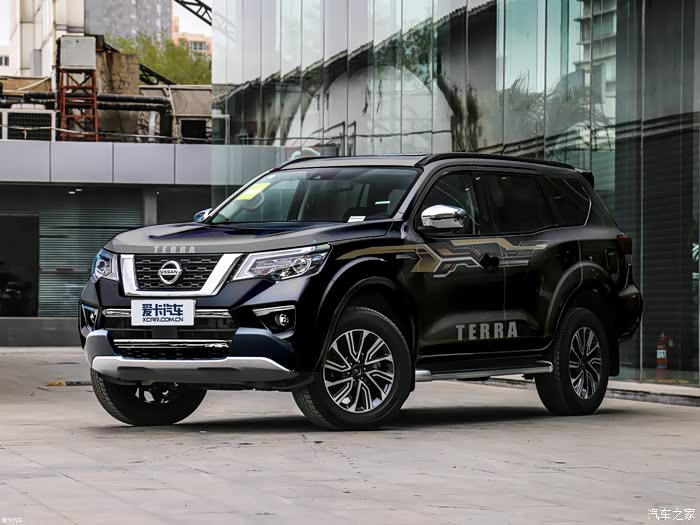 有没有人真正提到黑色日产途达了?