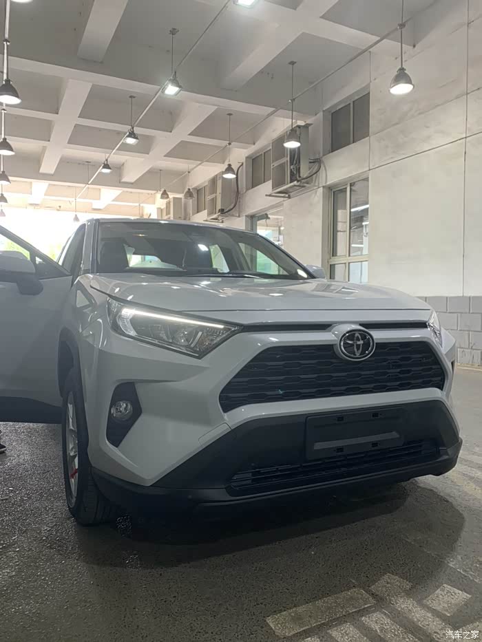 【图】有2020款提车钛金灰的吗_rav4荣放论坛_汽车之家论坛