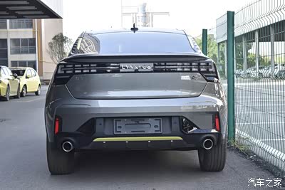 在领克05和奥迪q3之间纠结,到店看车定乾坤!_领克05论坛_手机汽车之家