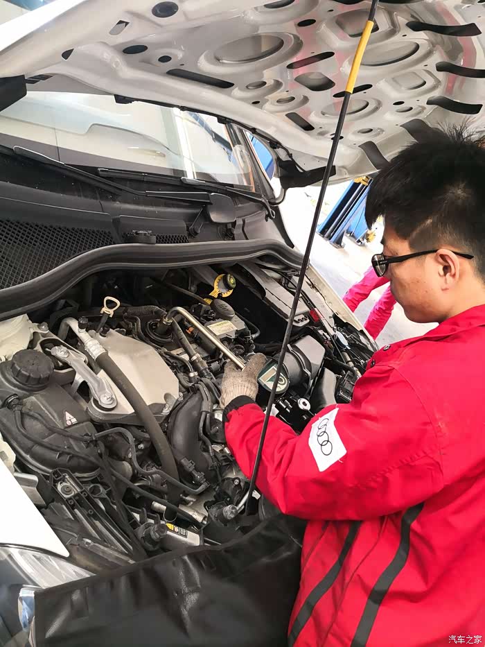 【图】b200,7万公里电瓶更换 保养作业._奔驰b级论坛_汽车之家论坛