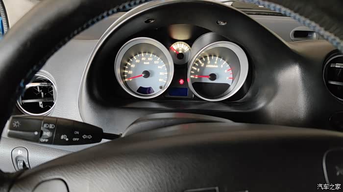 乐驰改装后视镜电动调节仪表常亮