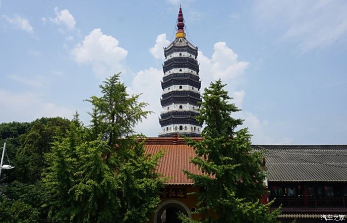 故地重遊,駕榮威i5參拜安慶迎江寺