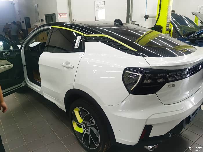 【图】05四驱顶配白色,谁有图片啊_领克05论坛_汽车之家论坛