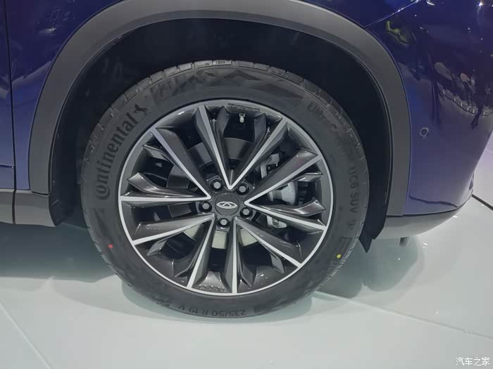 瑞虎8plus新增2.0t动力(254马力/390n.m),预计今年年底上市