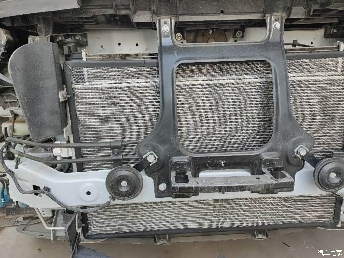 有谁给哈弗m6水箱加护网了呢?好加吗?