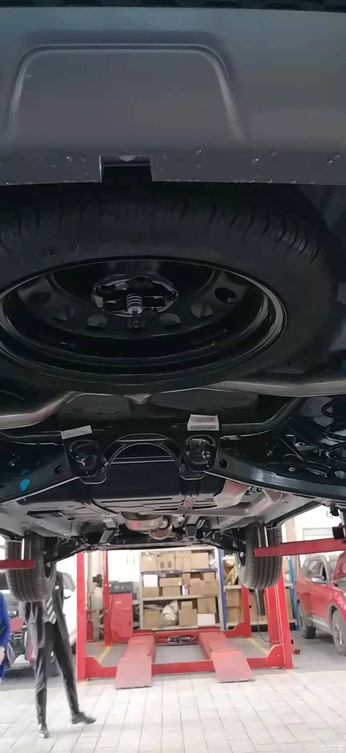 【图】请问哪位有虎8p底盘的照片发上来看看_瑞虎8 plus论坛_汽车之家