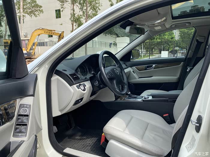 奔驰c230风吹雨打两年后复活作业下