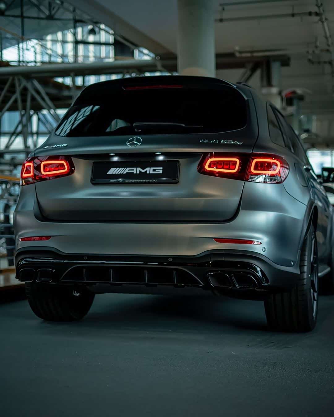 奔驰glc63s奢华的运动属性