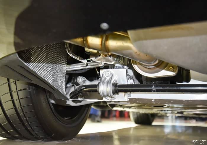 汽车之家16岁生日快乐v12双涡轮增压发动机